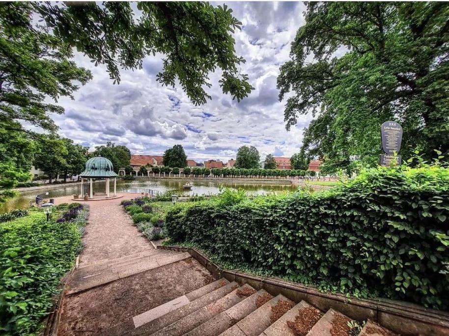 Traumhafte Auszeit Apartment Bad Lauchstadt ภายนอก รูปภาพ